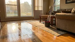 Zašto se ne preporučuje brisanje podova navečer: mišljenja i praznovjerja